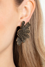 Load image into Gallery viewer, Farmstead Meadow - Brass Earring
